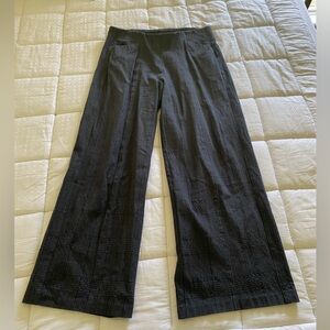 Old Navy womens wide leg trousers plaid